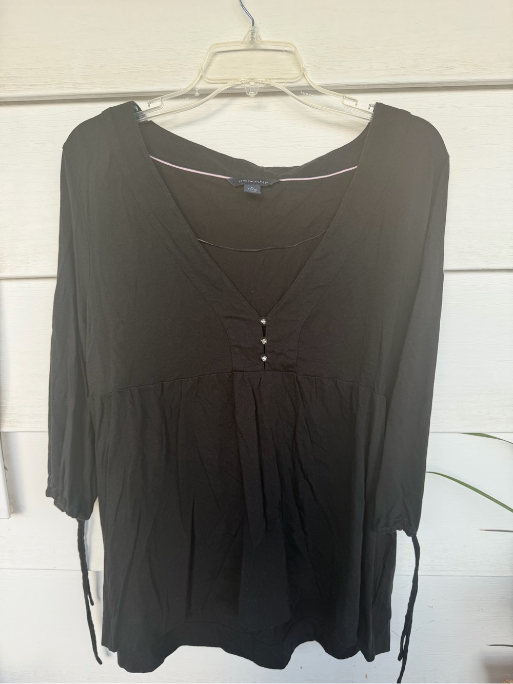 Tommy Hilfiger Black V-Neck Blouse XL Rhinestone 3/4 Sleeve Tie Cuff Coquette